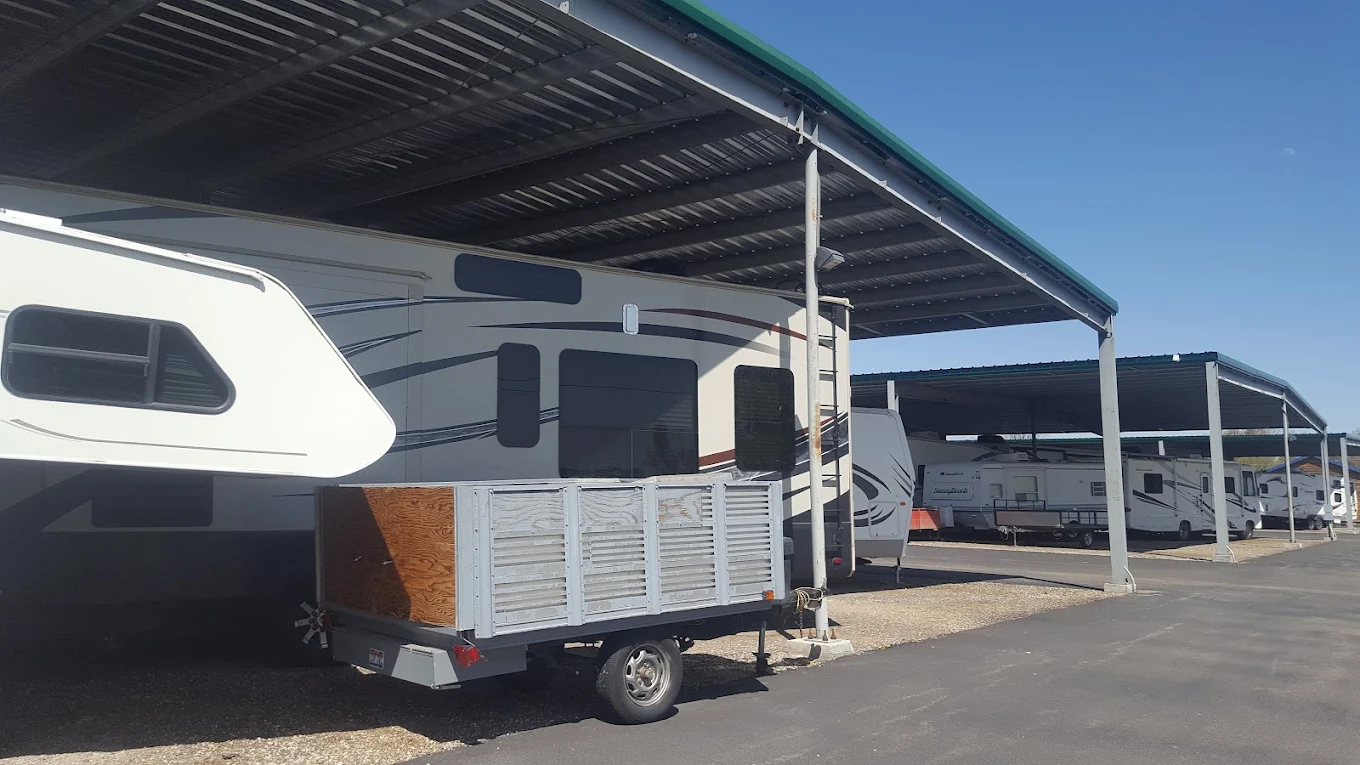 Covered vehicle storage